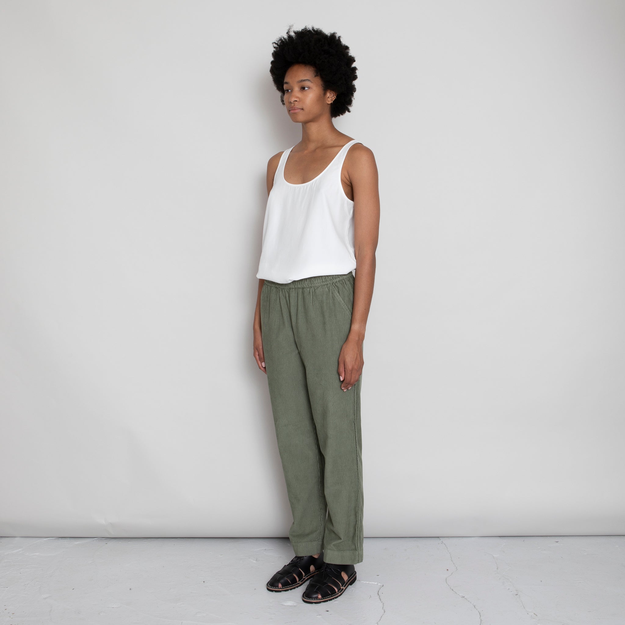 Folk | Drawcord Signal Pant - Olive Cord